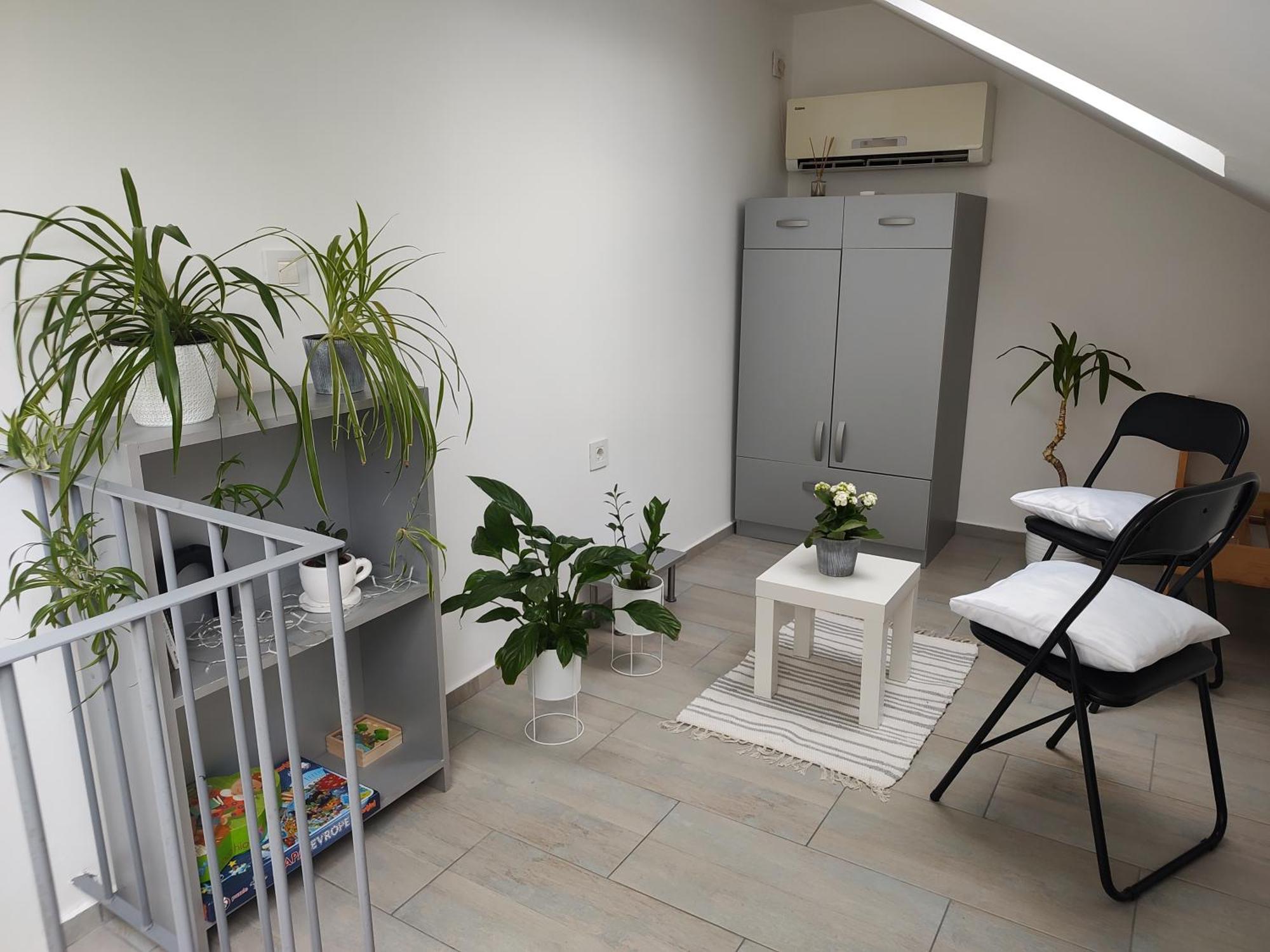 Twowheels Apartment - Apartment With Bicycles Нови-Сад Номер фото